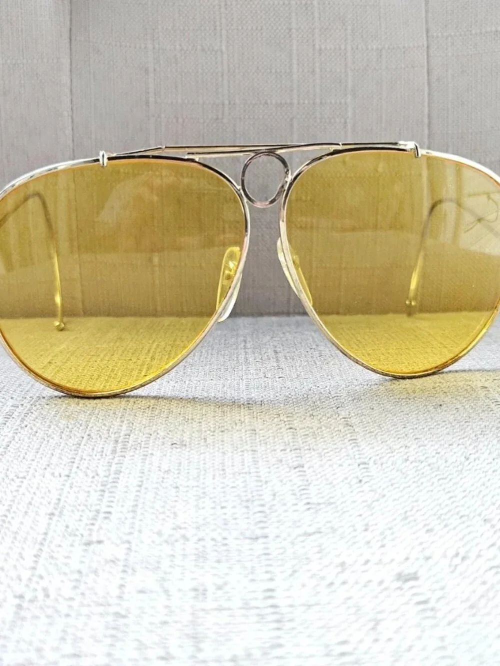 Vintage Men Sunglasses Yellow Tone Lenses Gold Tone Metal Frame Eyewear F.S
